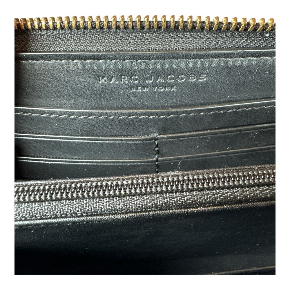 Marc Jacobs Leather Chain Wallet Like New - Picture 5 of 10